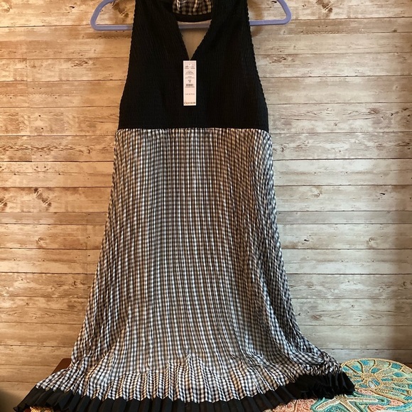 ☀️Beautiful Flow Dress Brand New - Picture 1 of 7